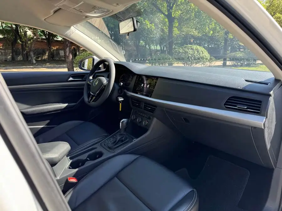 Lavida 2021 1.5L Automatic Comfort Version