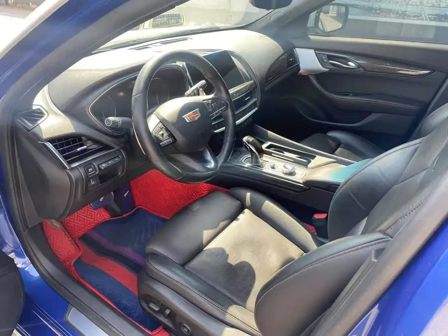 كاديلاك CT5 2020 طراز 28T بلاتينيوم سبورت