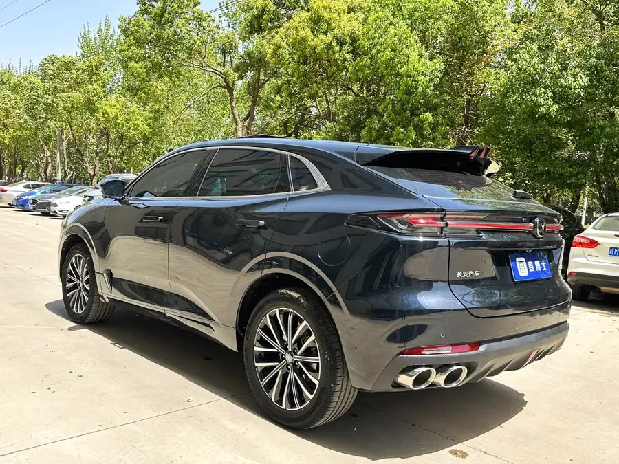 Changan UNI-K 2023 2.0T Two-Wheel Drive Delight Version