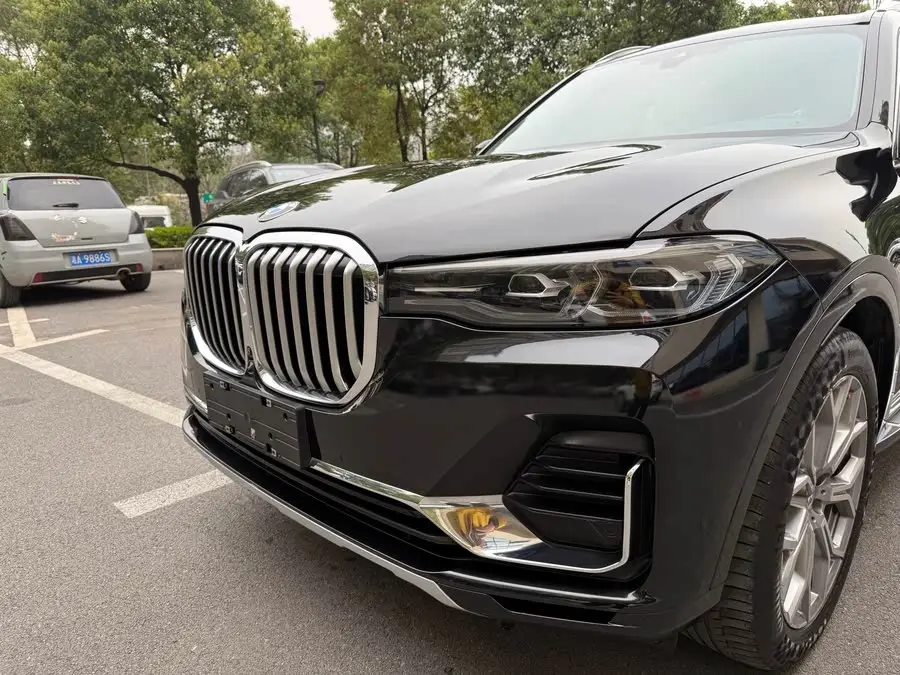 بي إم دبليو X7 2020 xDrive40i حزمة فاخرة