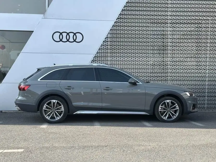 Audi A4 (Imported) 2022 Allroad Quattro