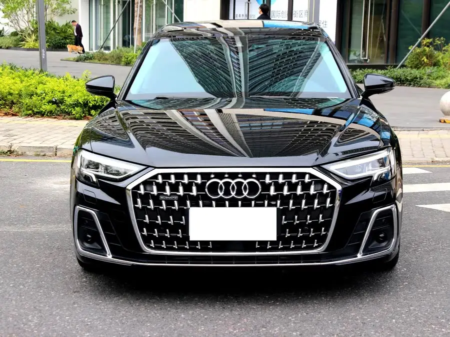 أودي A8 2023 A8L 45 TFSI كواترو فاخرة