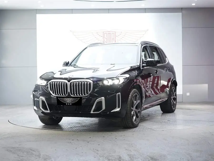 BMW X5 2023 xDrive 30Li M Sport Package