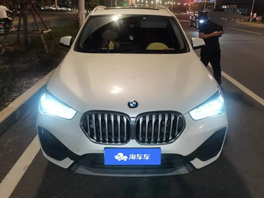 BMW X1 2021 sDrive25Li Leading Model