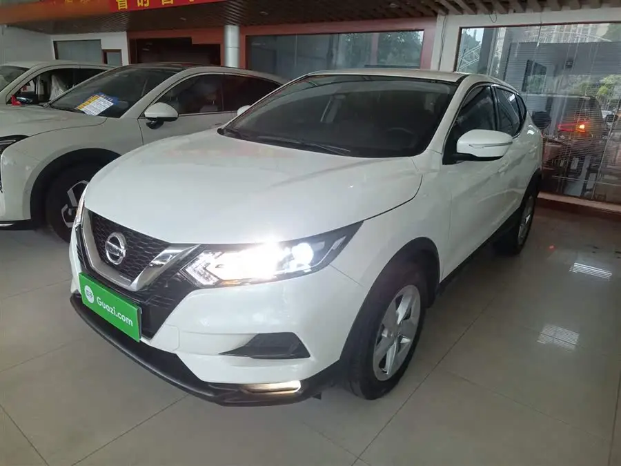 نيسان قشقاي 2021 2.0 لتر CVT الذكي