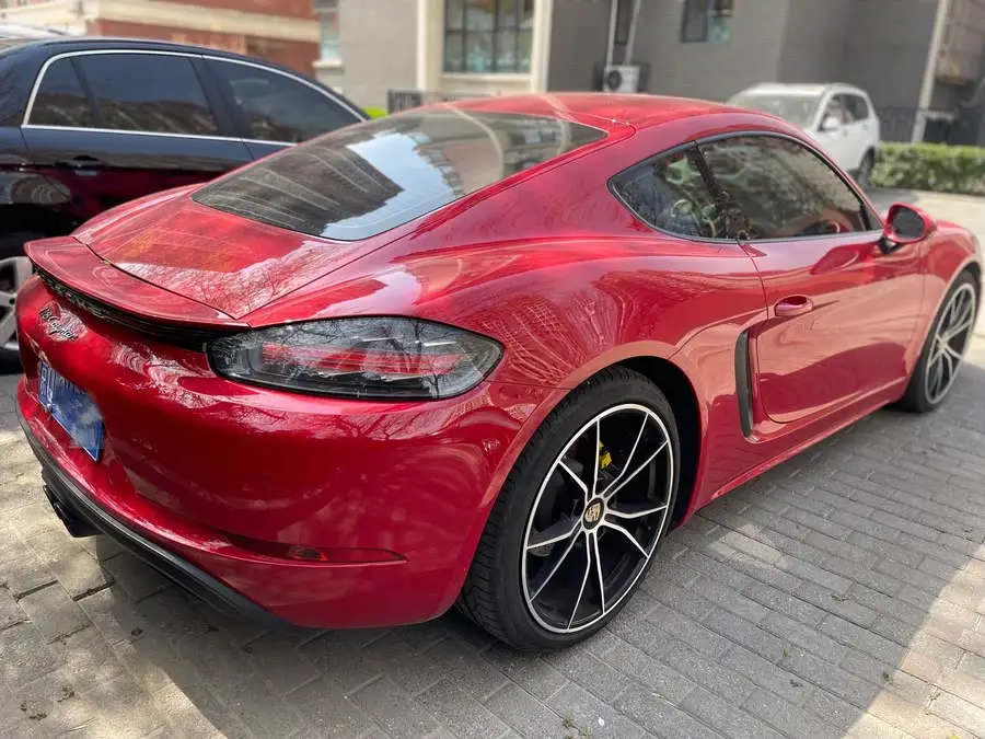 Porsche 718 2020 Cayman 2.0T