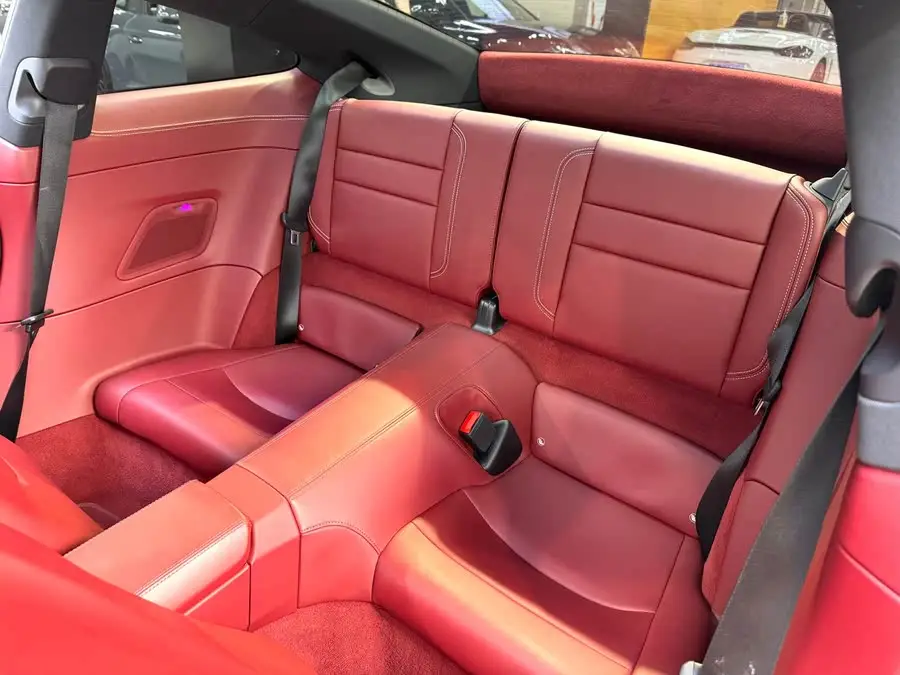 Porsche 911 2022 Carrera 3.0T