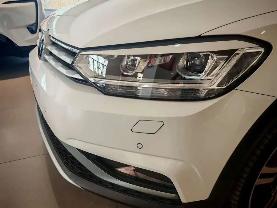 2021 Volkswagen Touran L 280 TSI DSG Top Edition 7-Seater