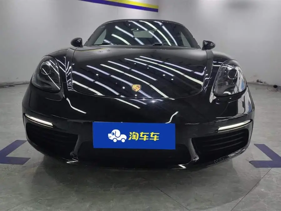 Porsche 718 2020 Model Boxster 2.0T