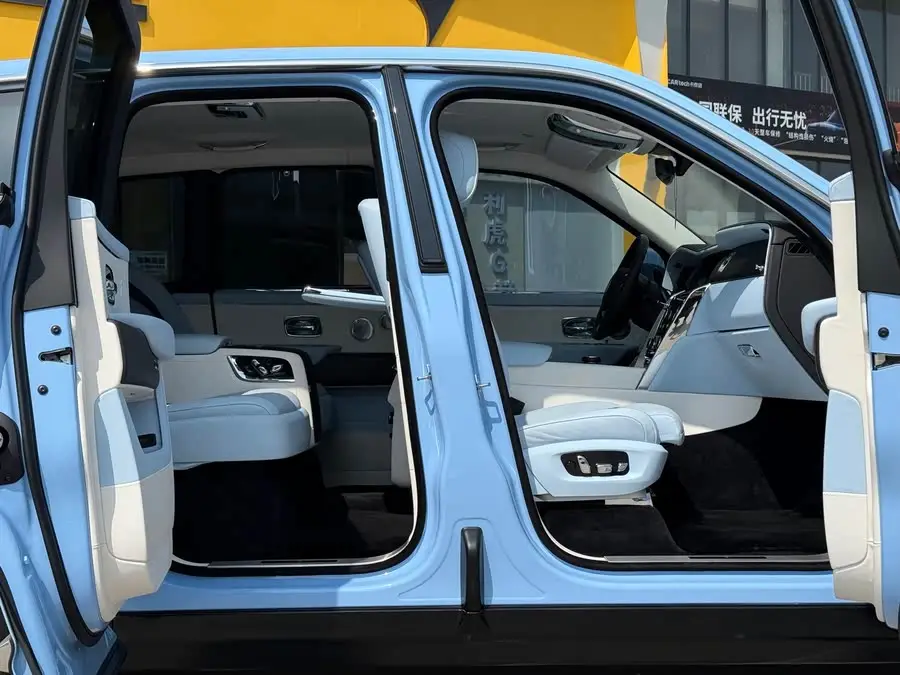 كولينان 2018 نسخة الأربعة مقاعد