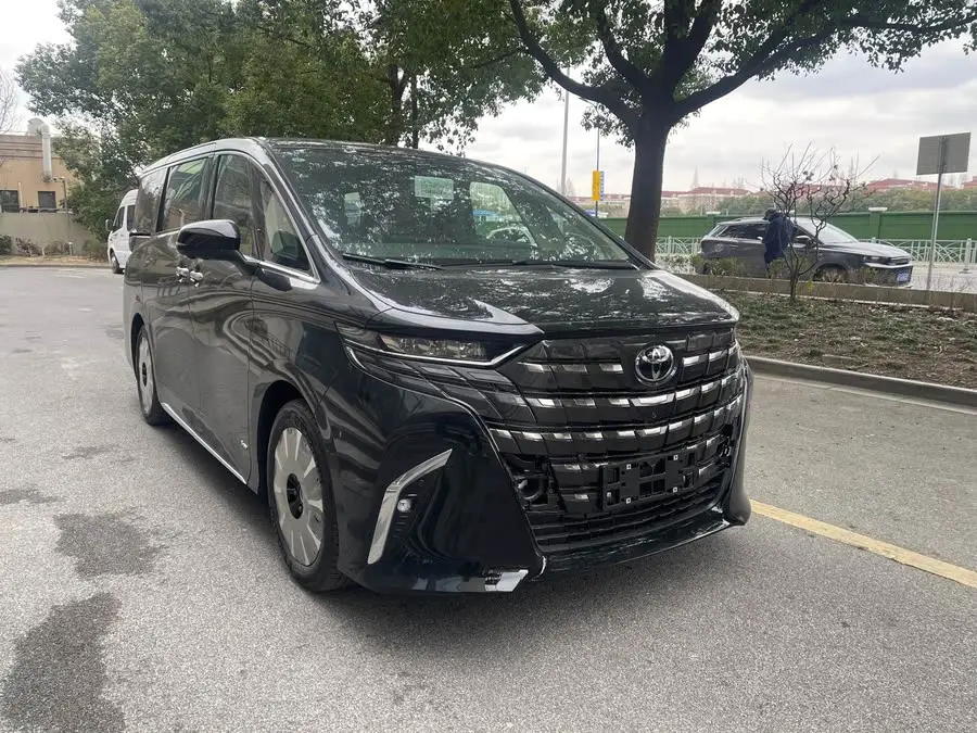 ألفارد 2024 هايبرد 2.5 لتر فئة بريميوم