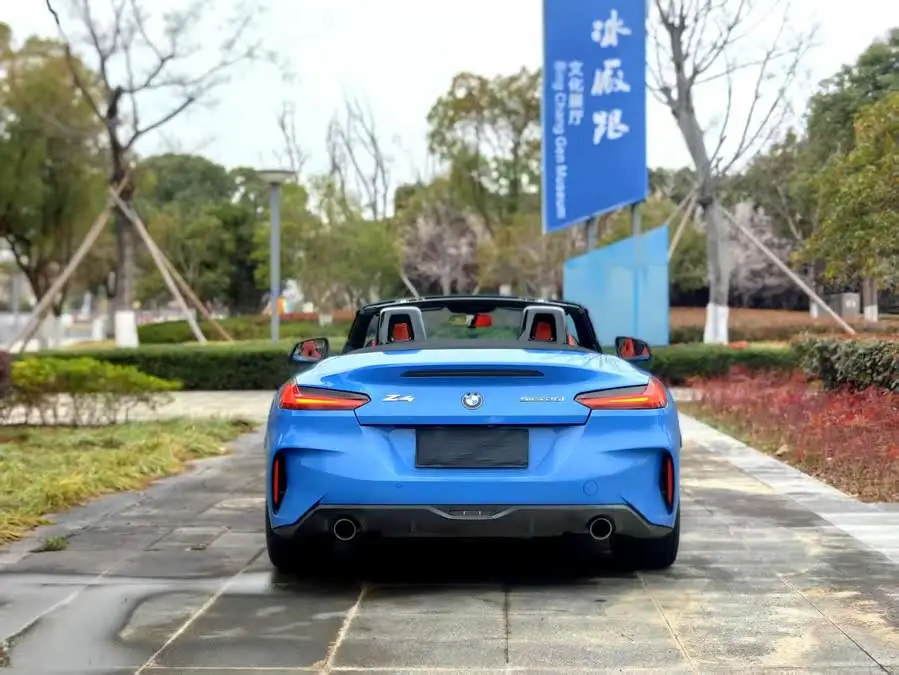 بي إم دبليو Z4 2020 sDrive 25i إصدار فضي محدود