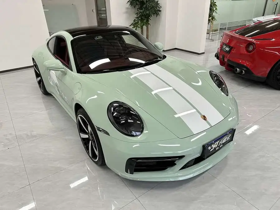 بورش 911 2023 كاريرا 4S 3.0T