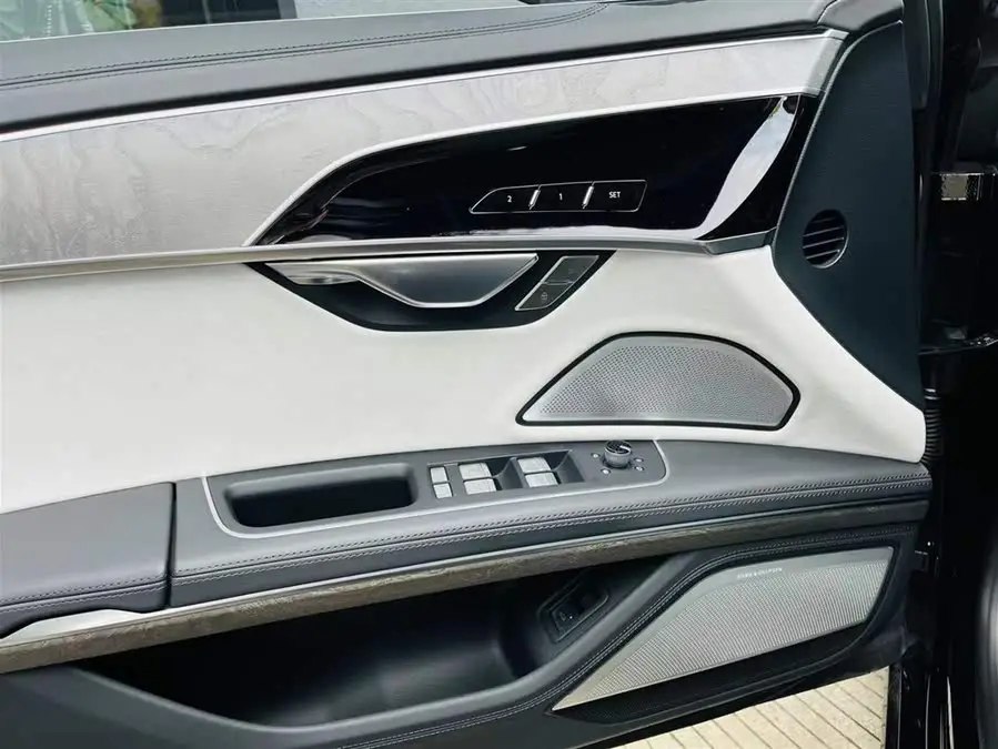 أودي A8 2021 A8L 60 TFSI كواترو فئة البريميوم