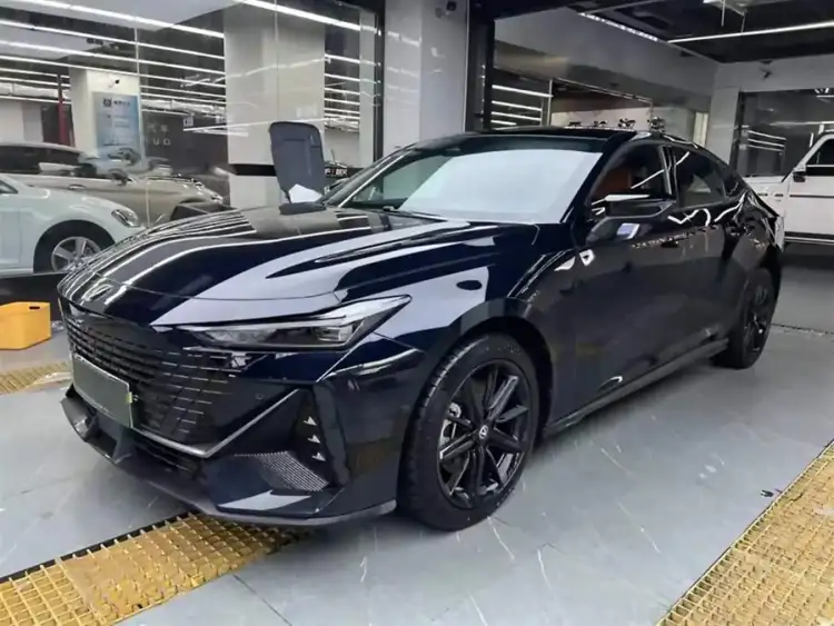 Changan UNI-V 2022 1.5T Premium