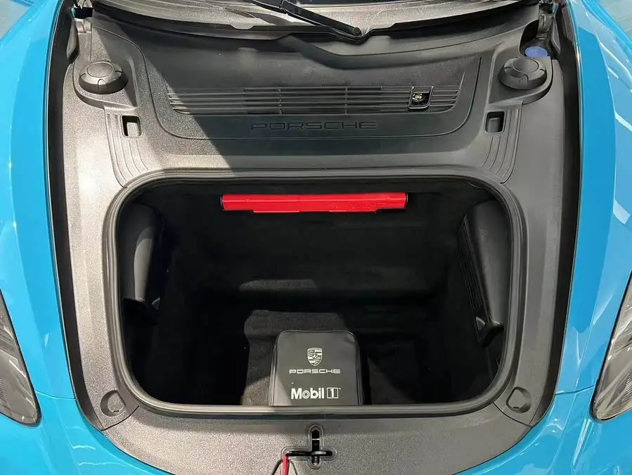 Porsche 718 2020 Cayman 2.0T