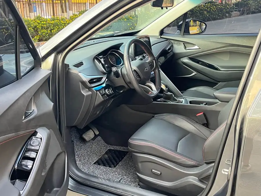 Wolando 2019 Redline 530T Automatic Enjoy Version (5+2 seats) National VI