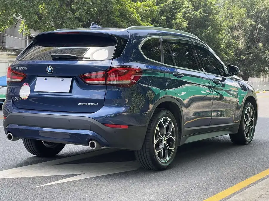 BMW X1 2021 sDrive25Li Leading Model