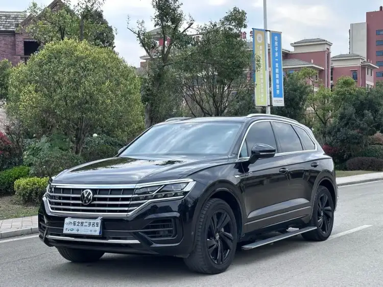 Touareg 2021 3.0 TSI R-Line Black Edition