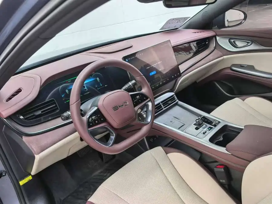 Seal 2023 DM-i 1.5L 121km Premium