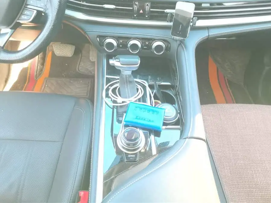 Changan CS95 2021 Model 2.0T Two-Wheel Drive Luxury Version