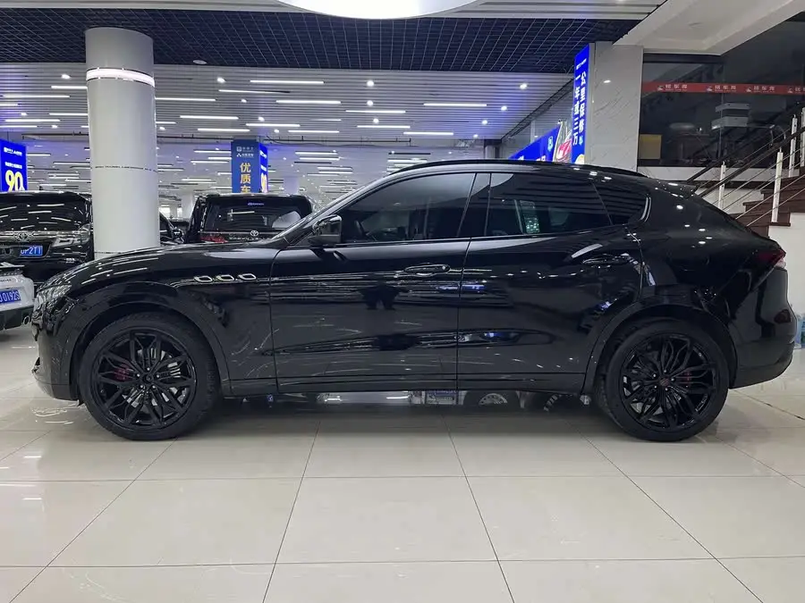 Levante 2021 3.0T Standard