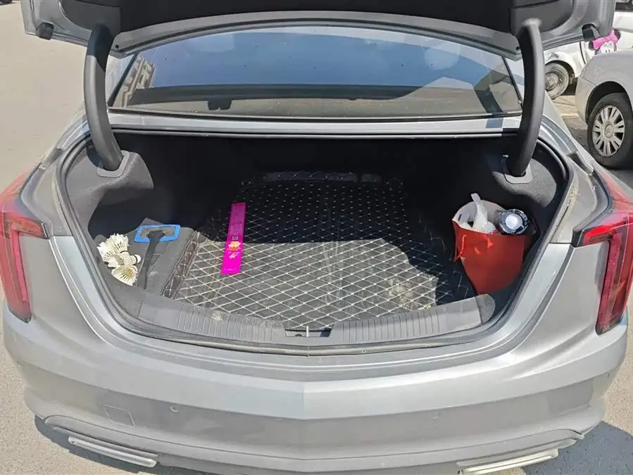 Cadillac CT5 2023 28T Luxury (Standard Version)