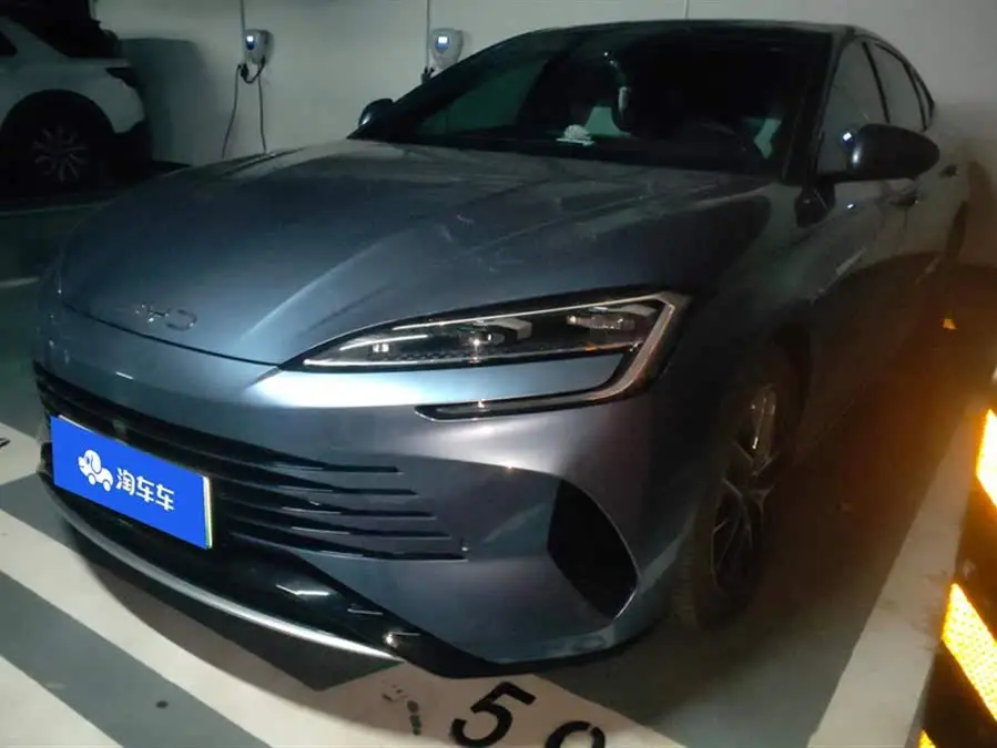 أسد البحر 2024 نسخة الشرف DM-i 1.5T 121 كم طراز رفيع