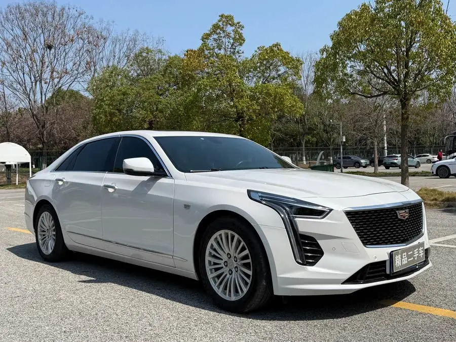 كاديلاك CT6 2021 28T النخبة