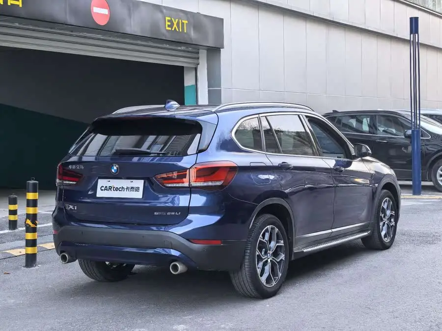 بي إم دبليو X1 2020 sDrive25Li النسخة الرائدة