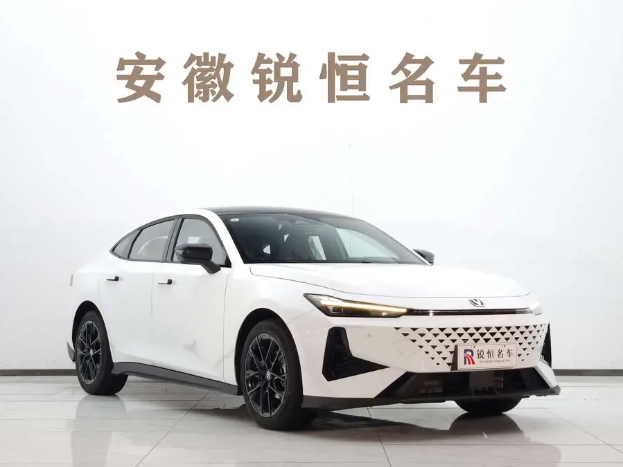 Changan UNI-V 2024 1.5T Premium