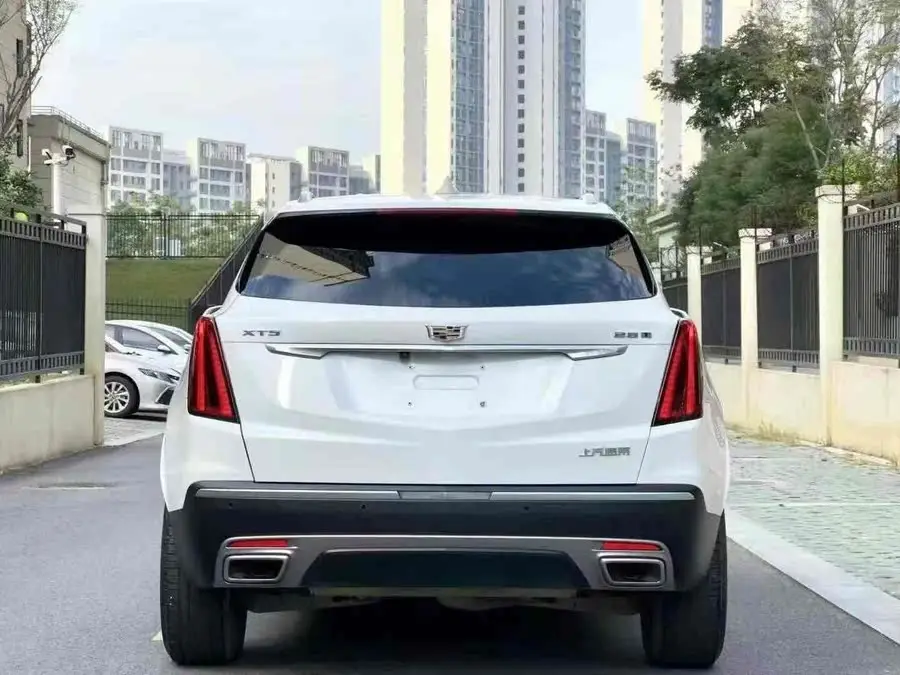 Cadillac XT5 2021 2.0T FWD Luxury