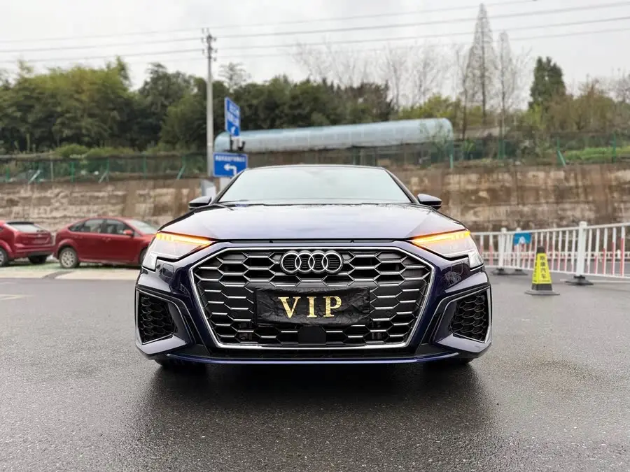 Audi A3 2023 A3L Limousine 35 TFSI Elegance