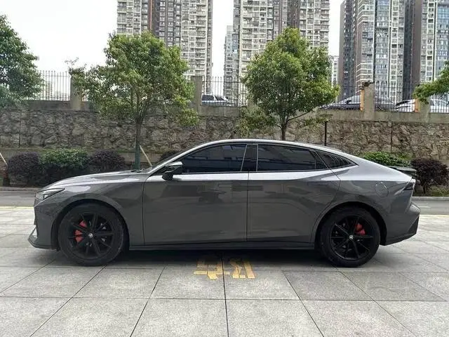 Changan UNI-V 2023 1.5T Respect Edition