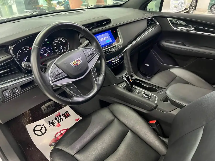 كاديلاك XT5 2021 28T فاخرة