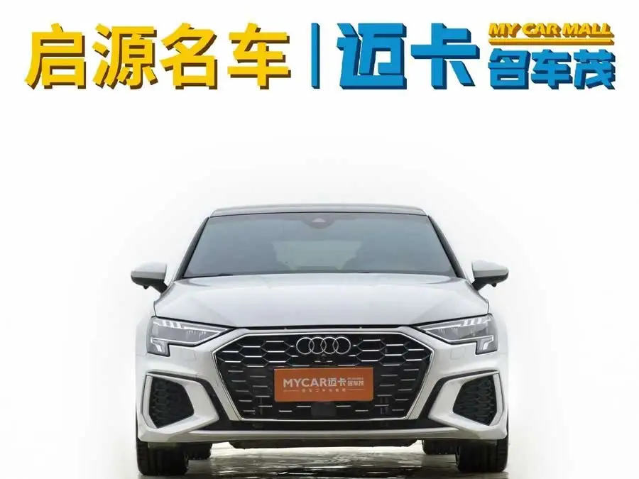 أودي A3 2024 سبورتباك 35 TFSI طراز رياضي أنيق