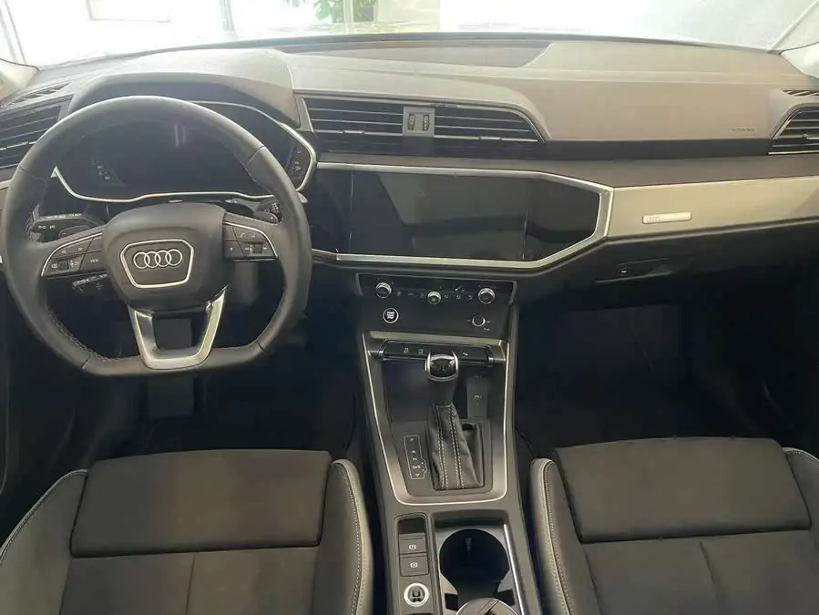 Audi Q3 2022 35 TFSI Fashion Dynamic