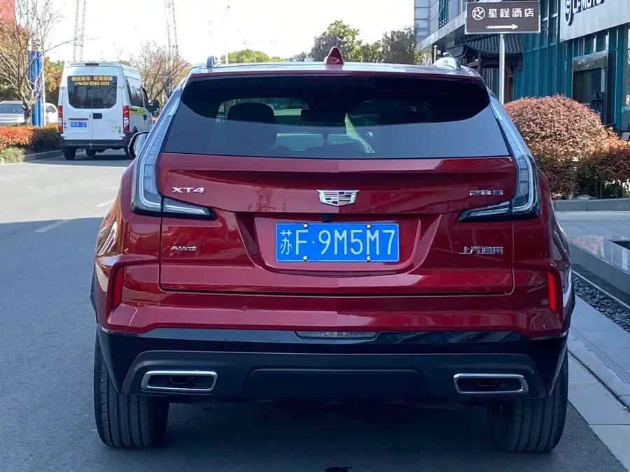 Cadillac XT4 2024 28T AWD Luxury