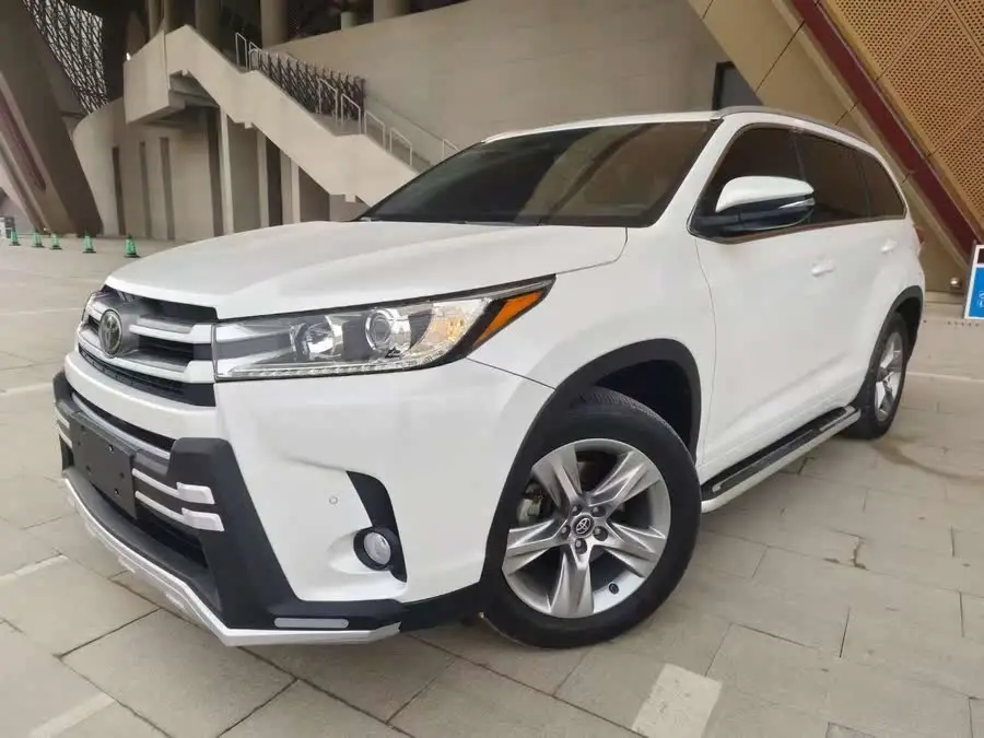 2021 تويوتا هايلاندر 2.0T دفع رباعي فاخرة 7 مقاعد