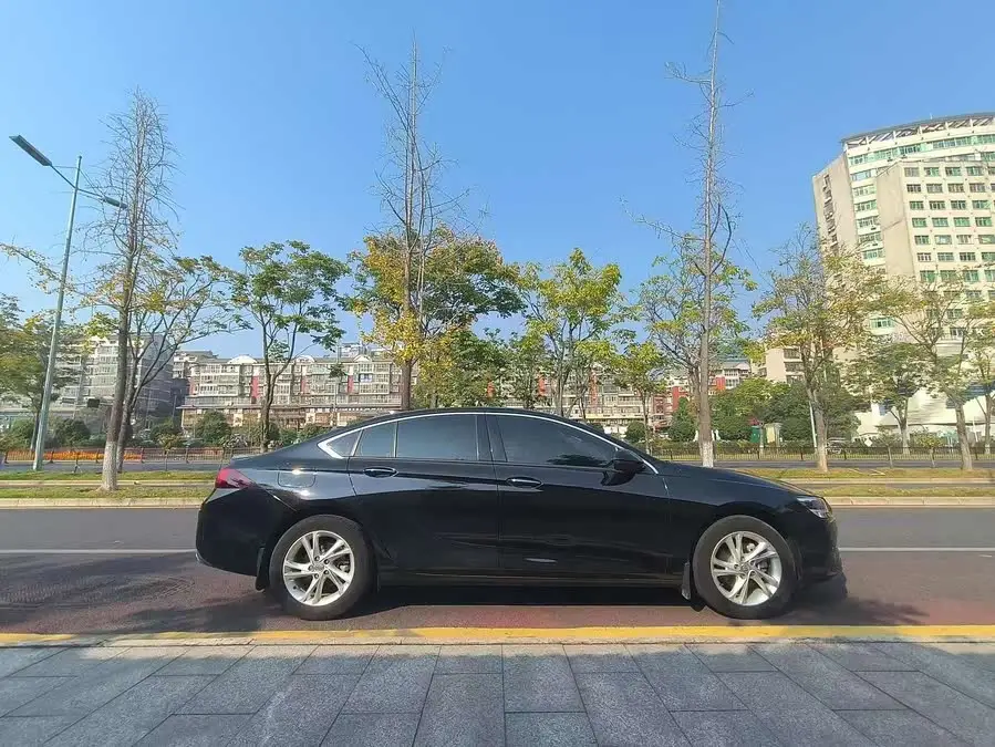 بيوك ريجال 2020 552T النخبة