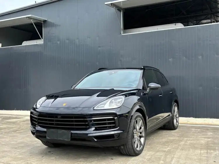 2023 Cayenne 3.0T Platinum Edition