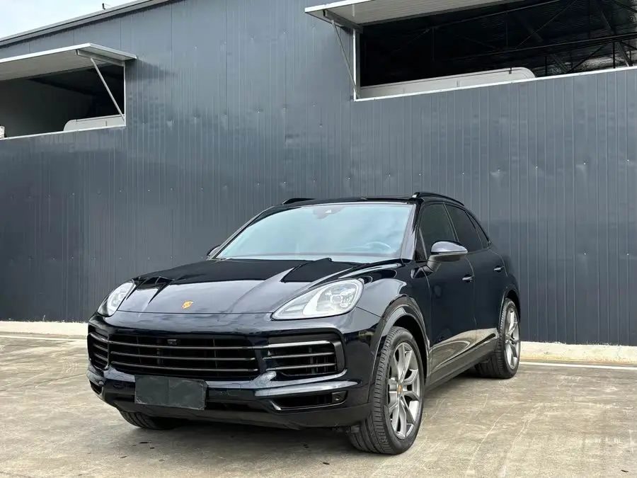 2023 Cayenne 3.0T Platinum Edition