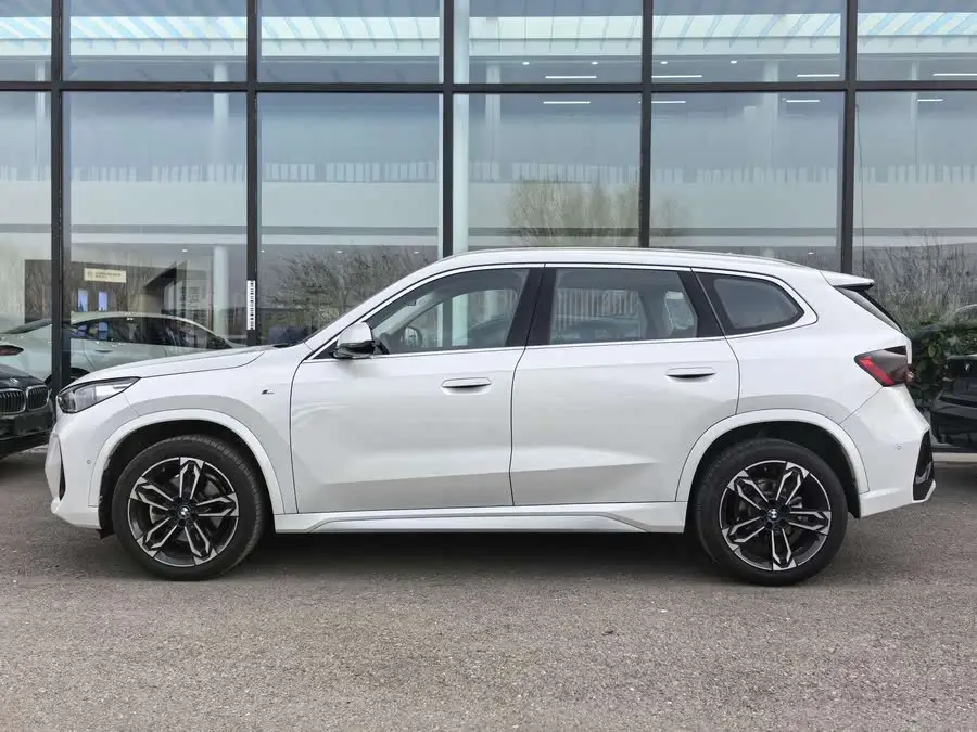 BMW X1 2024 sDrive25Li M Sport Package