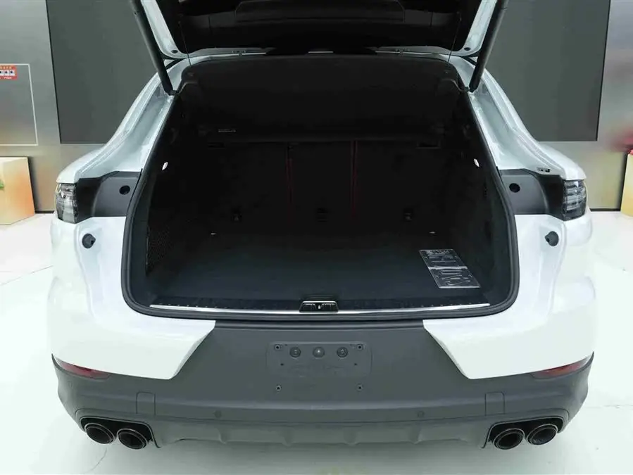 2023 Cayenne Cayenne Coupé 3.0T Platinum Edition