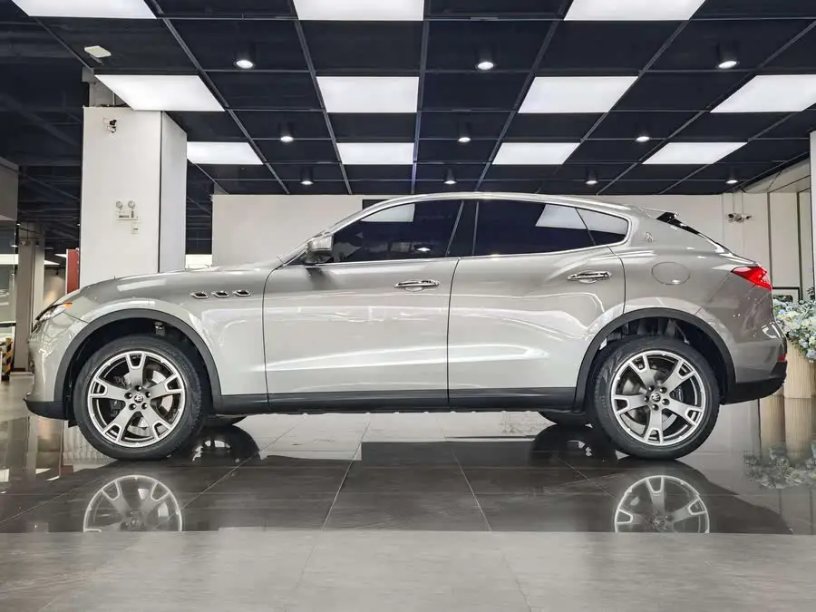 Levante 2019 3.0T Standard Edition National VI