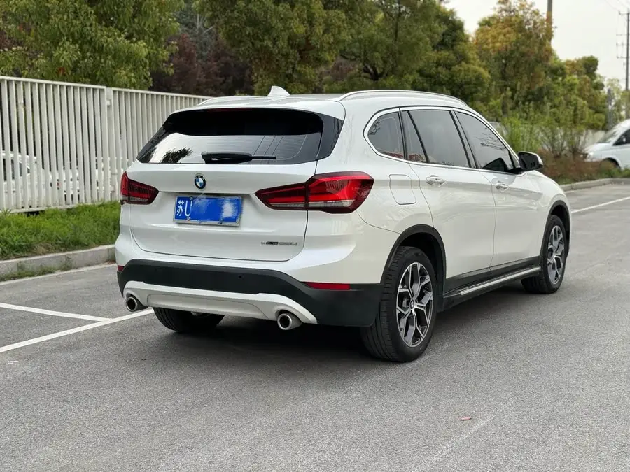 BMW X1 2022 sDrive25Li Leading Edition
