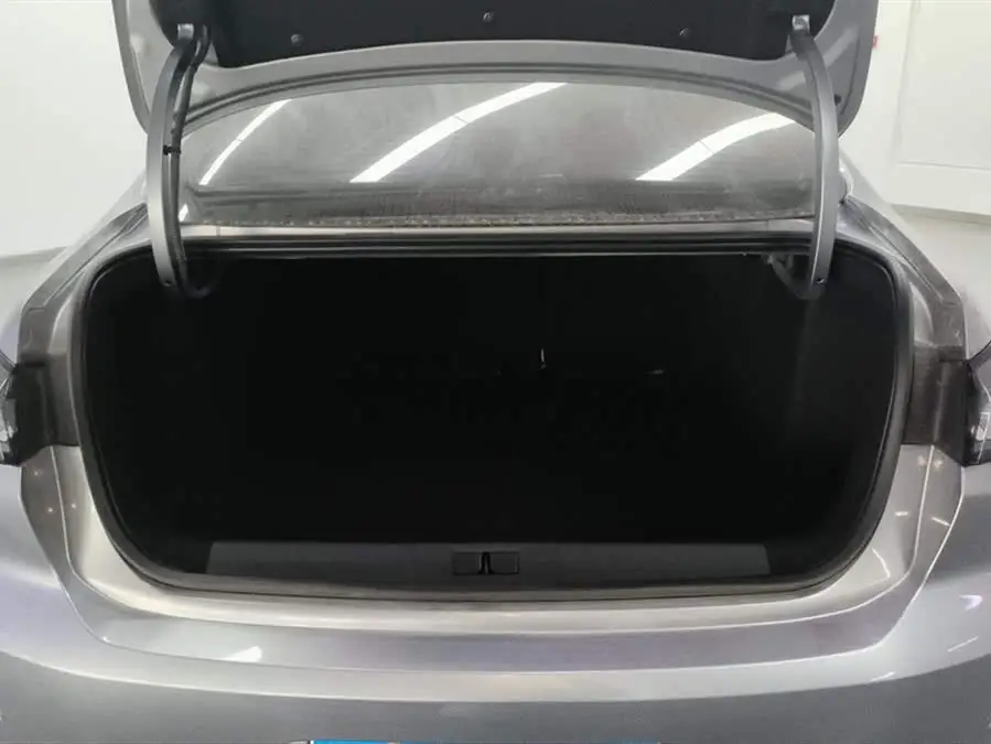 Peugeot 408 2022 1.6T Shine Edition