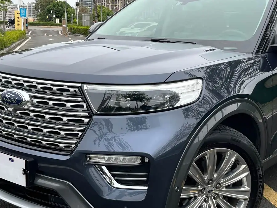 Explorer 2020 EcoBoost 285 AWD Titanium Edition 7-Seater