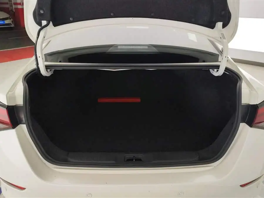 نيسان سيلفي 2021 1.6L XL CVT نسخة الاستمتاع