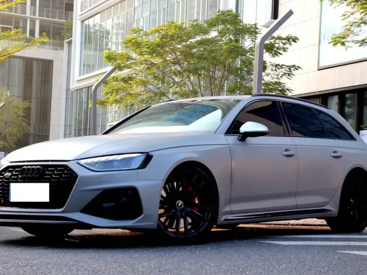 Audi RS 4 2023 RS4 Avant Black Edition